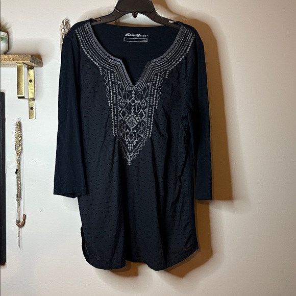 Eddie Bauer Women's Black Top - Picture 1 of 5